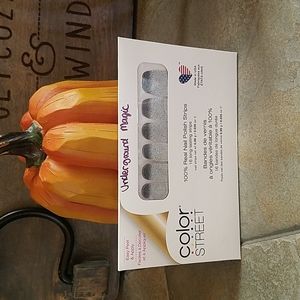 Color Street nail polish strips